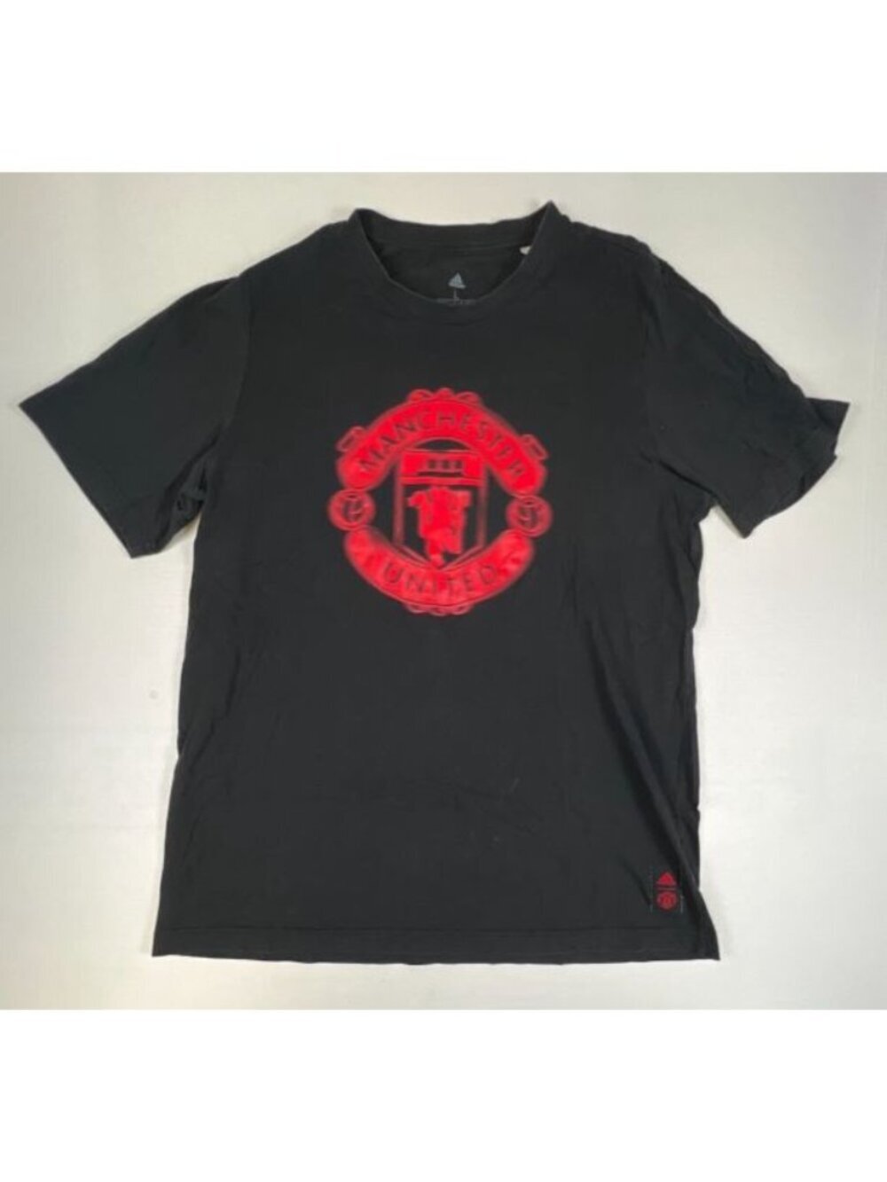 Adidas Men Size L Manchester United T-Shirt Black Red Crest Soccer Graphic Tee